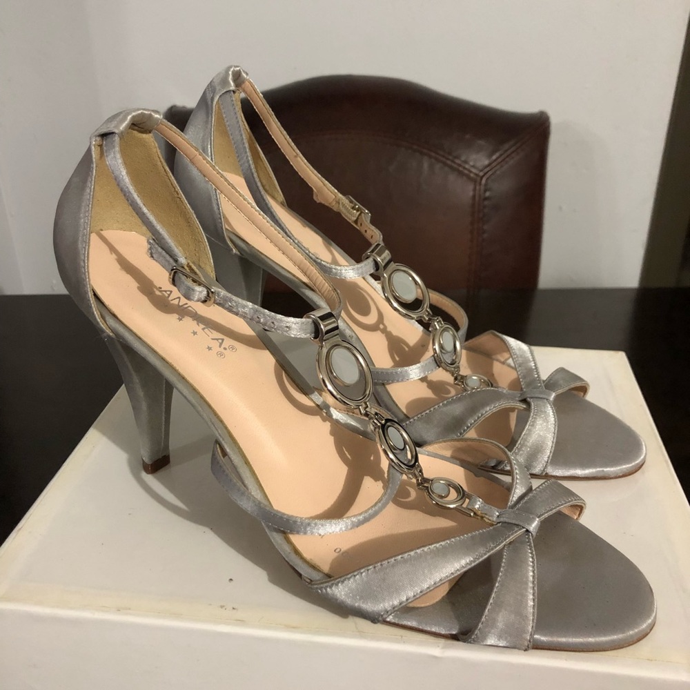 ANDREA- Heels
